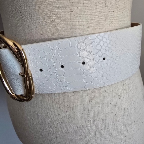 BCBGMaxAzria White Gold Buckle Embossed Wide Leather Statement Belt SZ XS/S main image 7